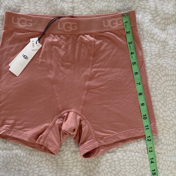 UGG Alexiah Boy Short size small NWT - Picture 4 of 5